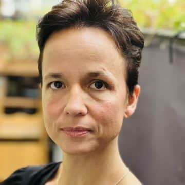 dezalay sarah